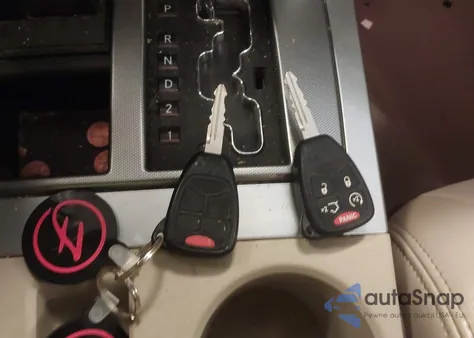 2010 Jeep Liberty Limited из США, поврежденный, VIN 1J4PN5GK5AW109762